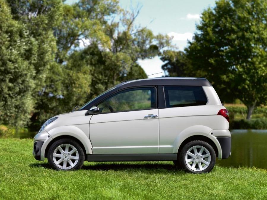  Aixam Crossover Premium 2011 года  (фото 4 из 5)